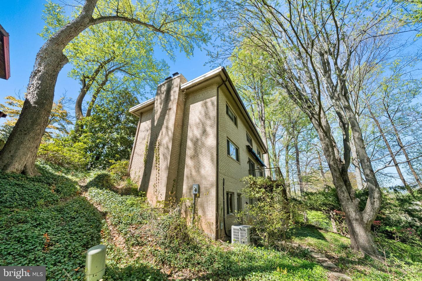 2705 N Upshur Street photo 54