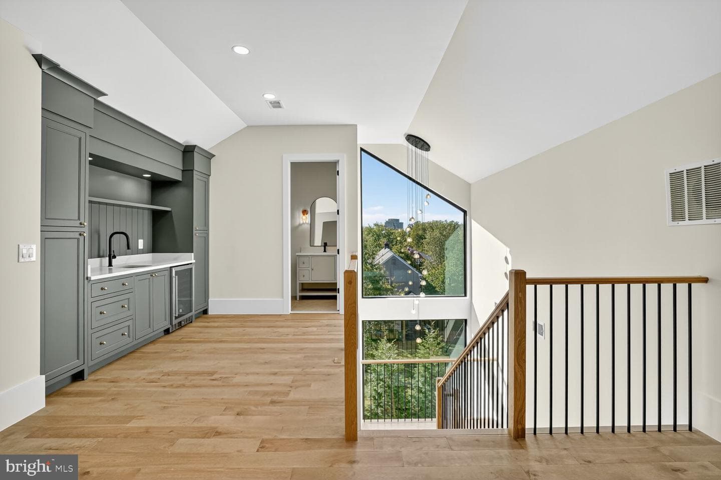 1615 N Wakefield Street photo 30