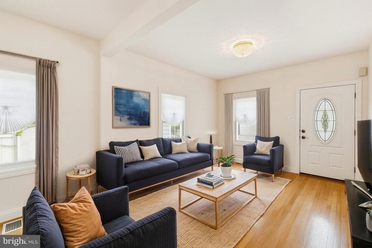 2034 S Shirlington Road photo 3