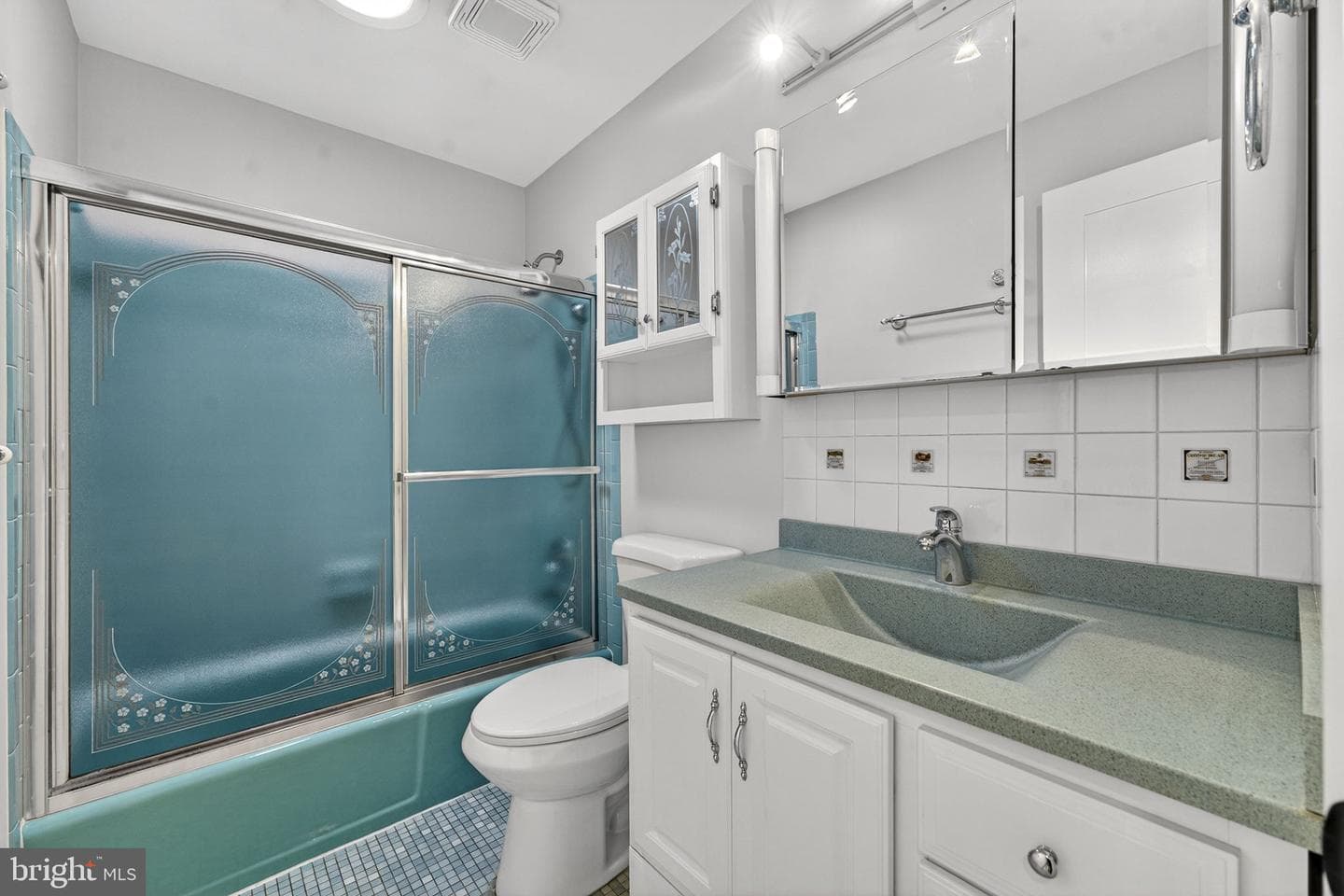 306 S Pershing Drive photo 19