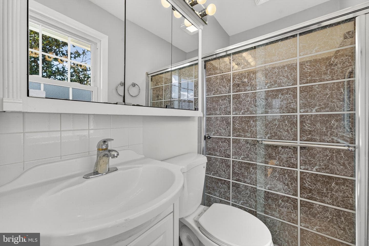 306 S Pershing Drive photo 22