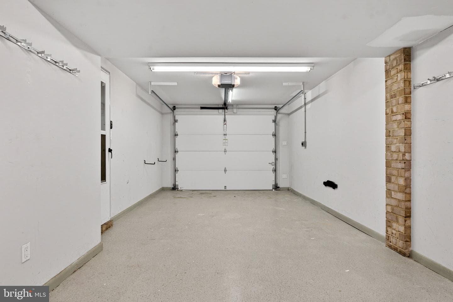 306 S Pershing Drive photo 33