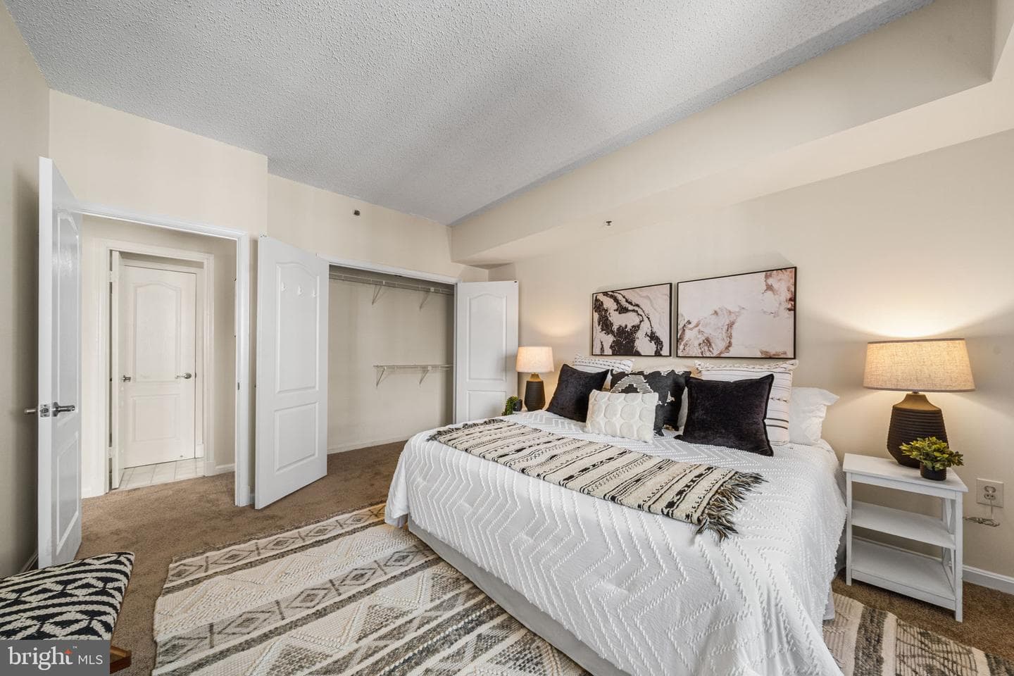 1211 S Eads St # 1305 photo 17
