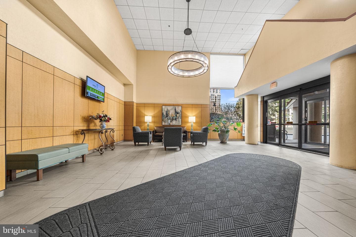 1211 S Eads St # 1305, Arlington