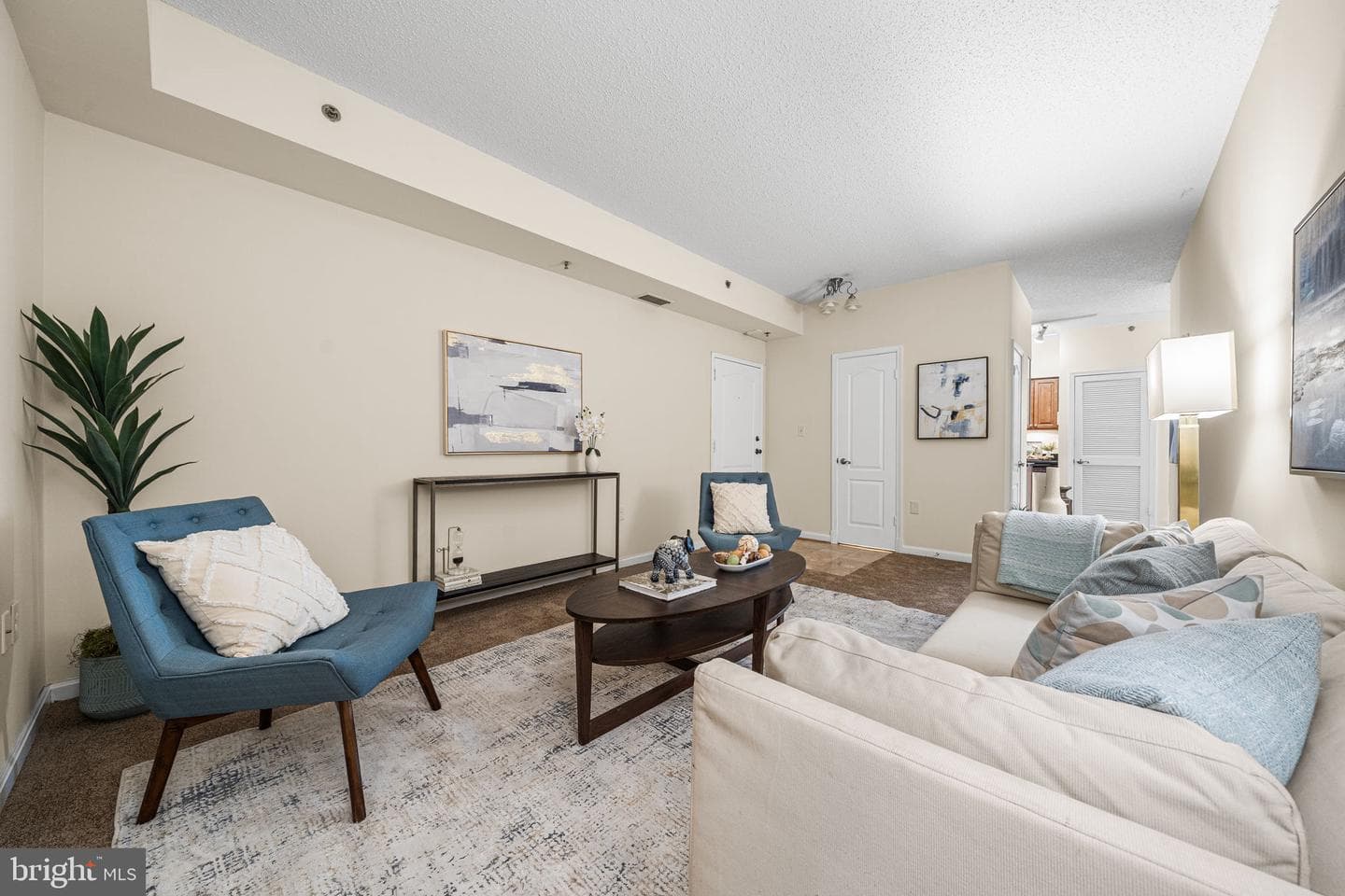 1211 S Eads St # 1305 photo 4