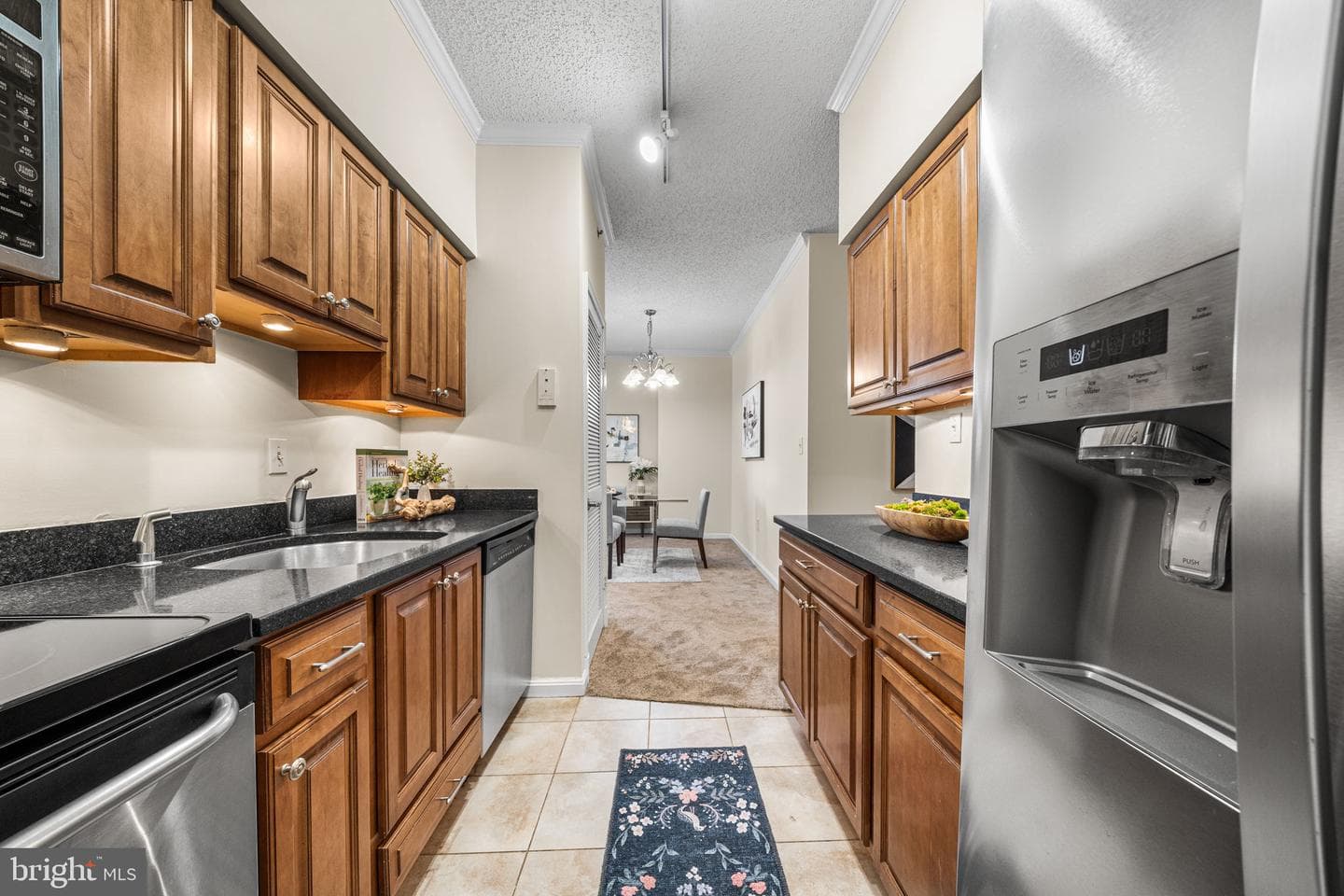 1211 S Eads St # 1305 photo 7