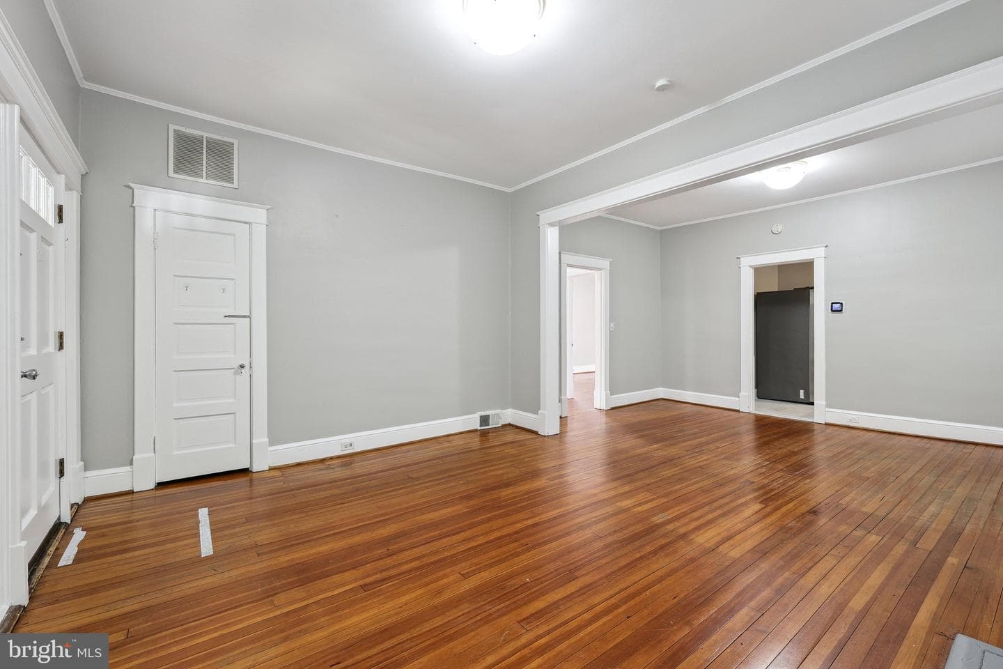 2417 Washington Blvd photo 6