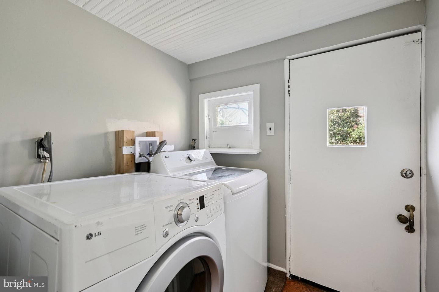2417 Washington Blvd photo 7