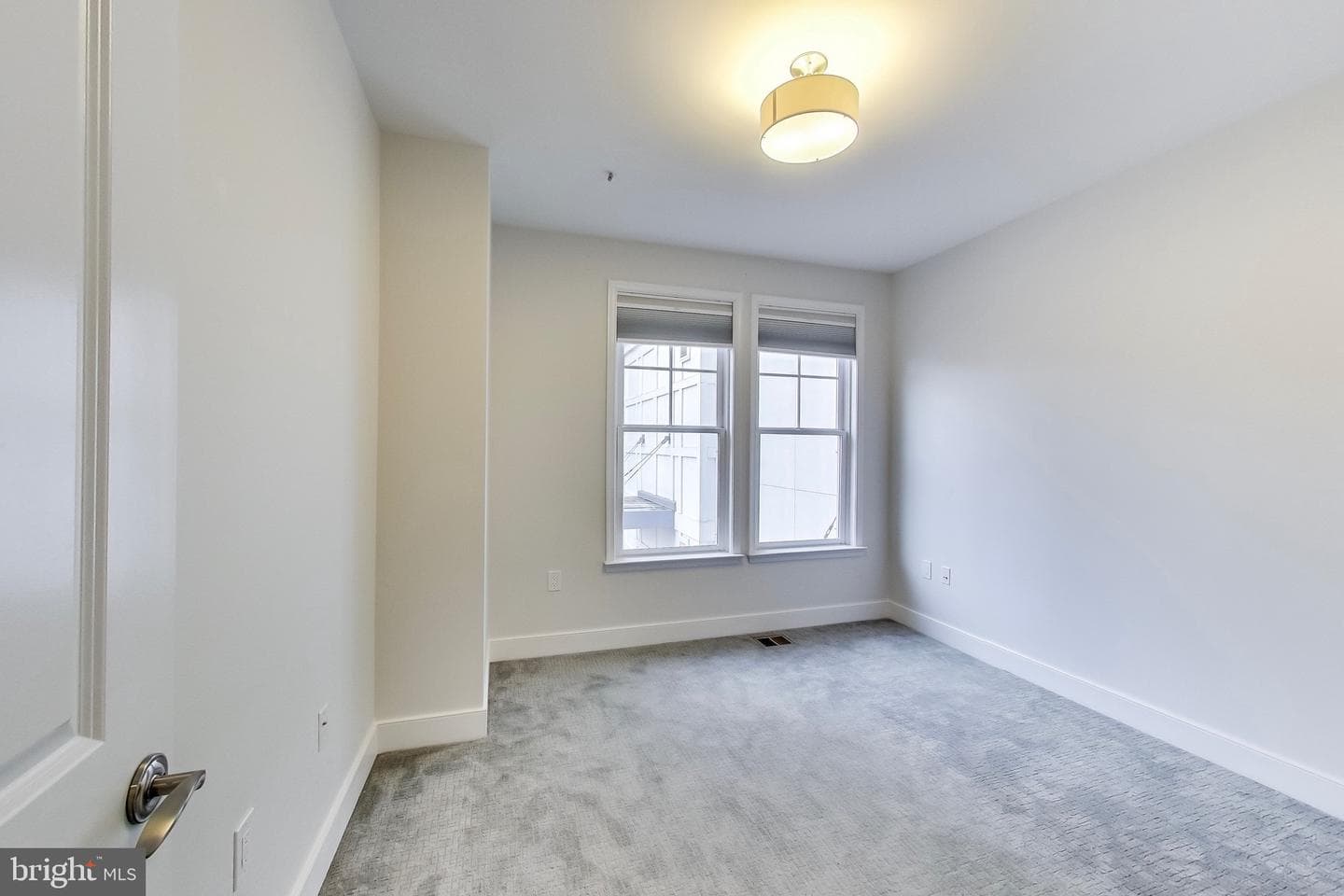 1418 N Rhodes Street #b120 photo 21