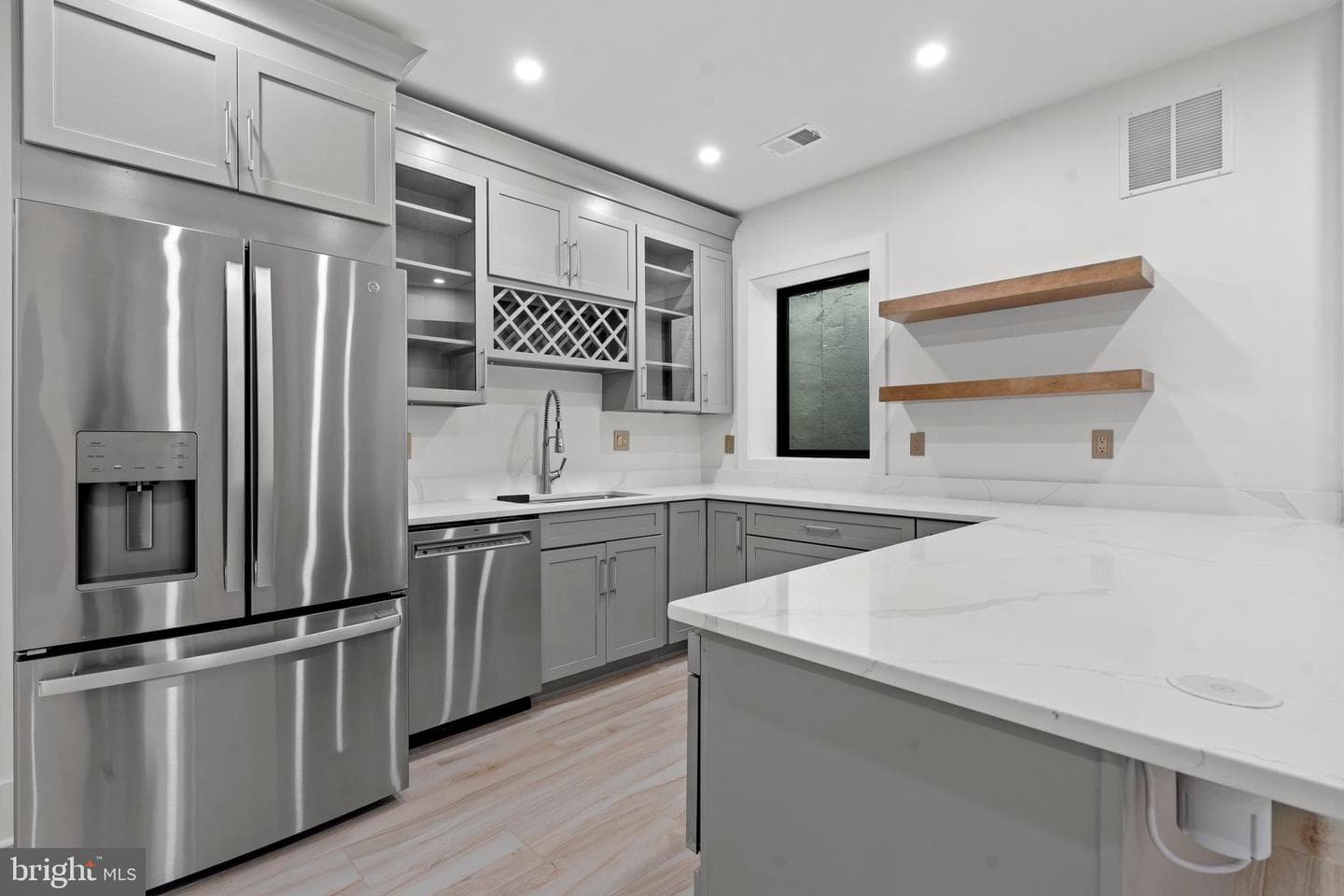 2520 5th Street S photo 42