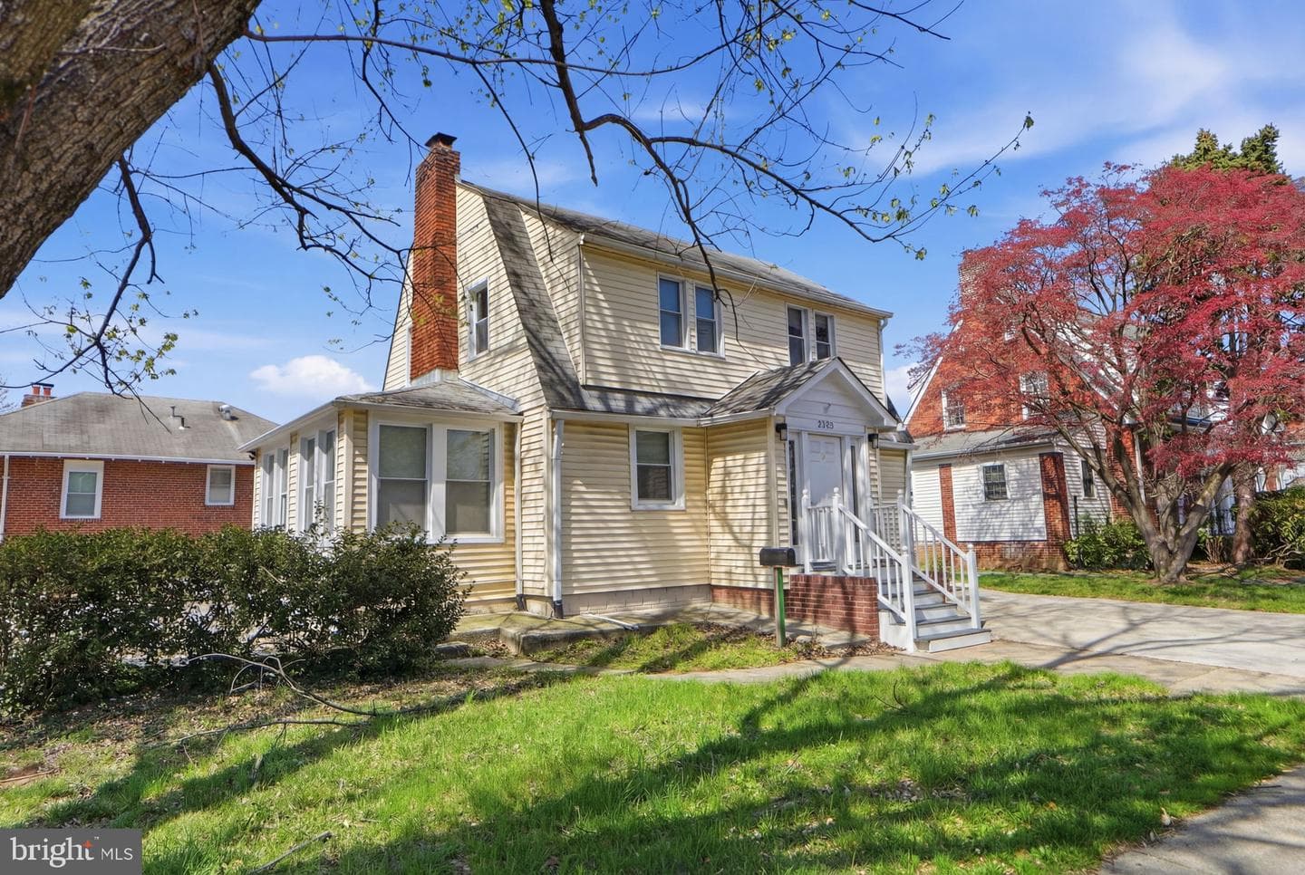 2320 S Eads Street, Arlington