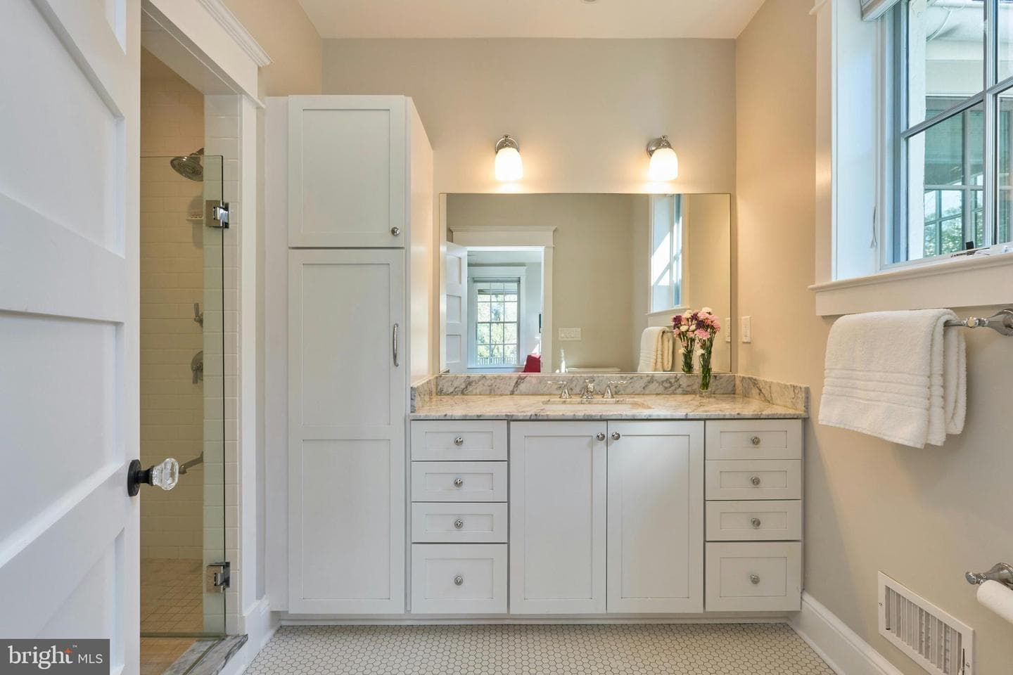 1243 N Stuart Street photo 34