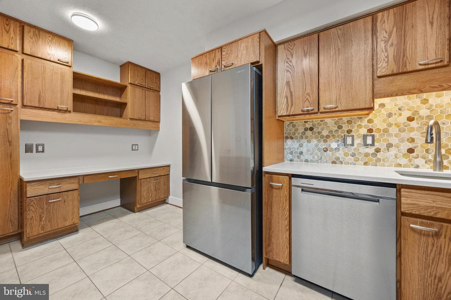 1805 Crystal Dr # 1010S photo 13