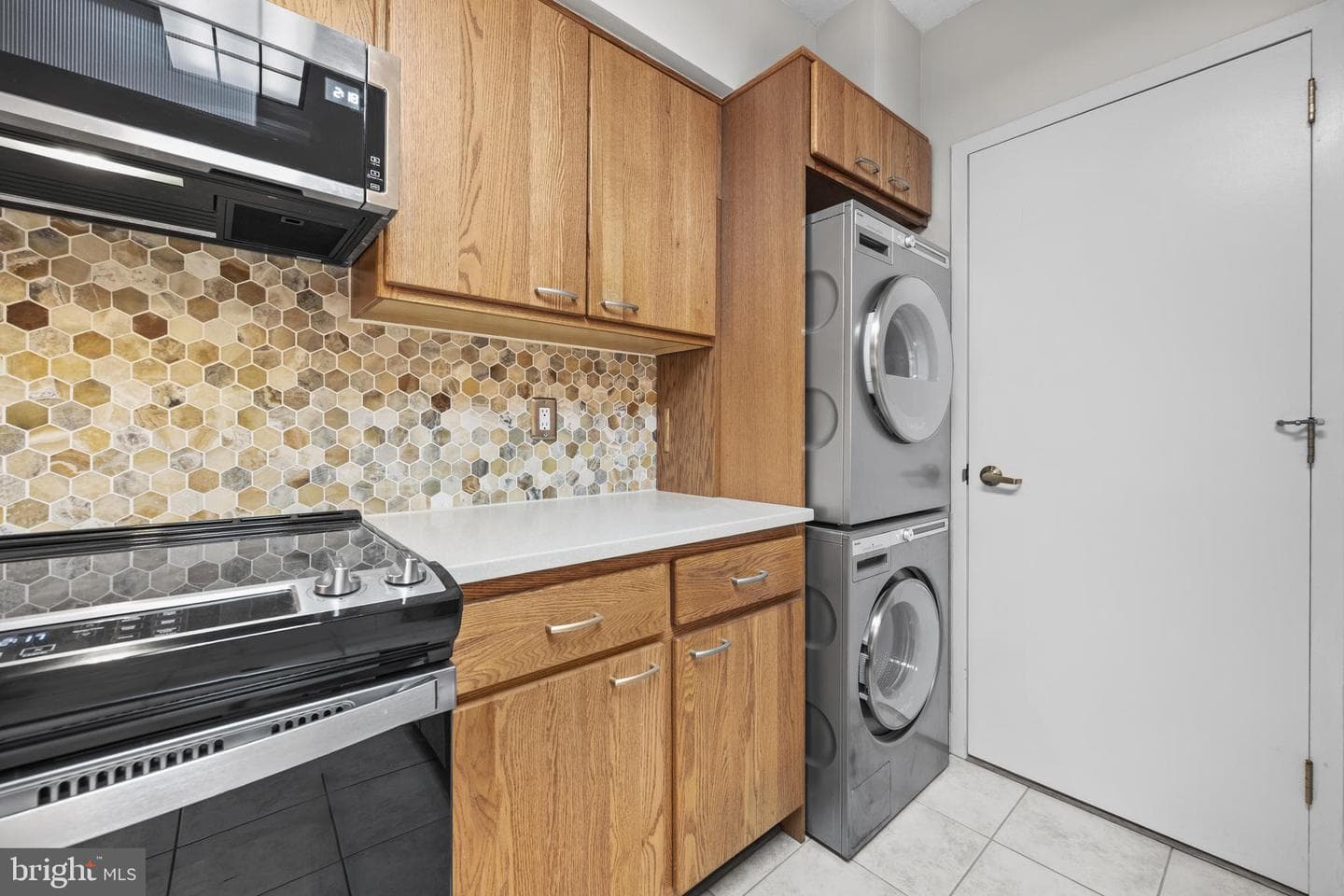 1805 Crystal Dr # 1010S photo 16