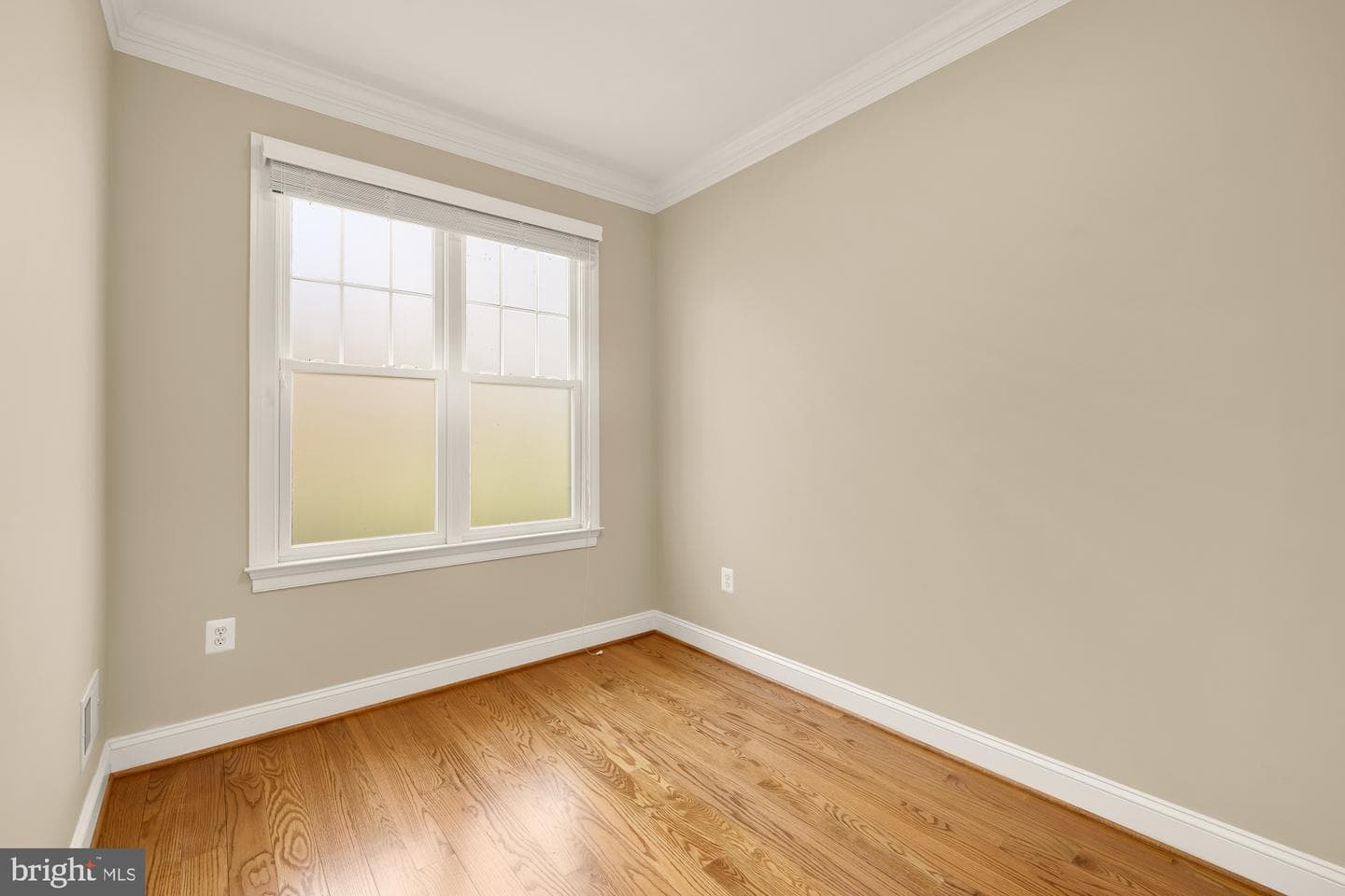 1022 N Edison Street photo 25
