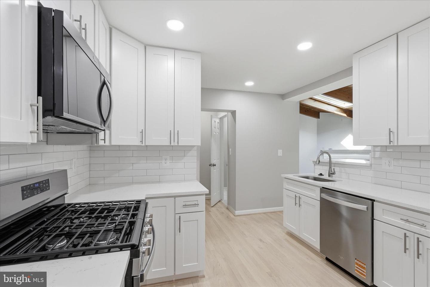 5537 10th Street N photo 16