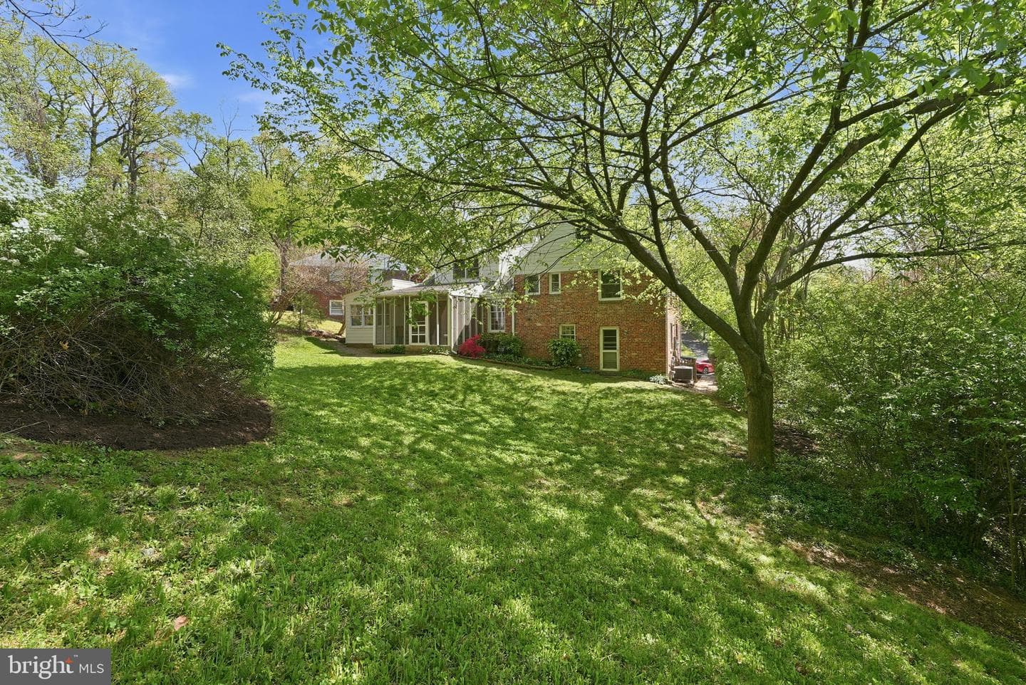 3004 S Hill Street photo 41