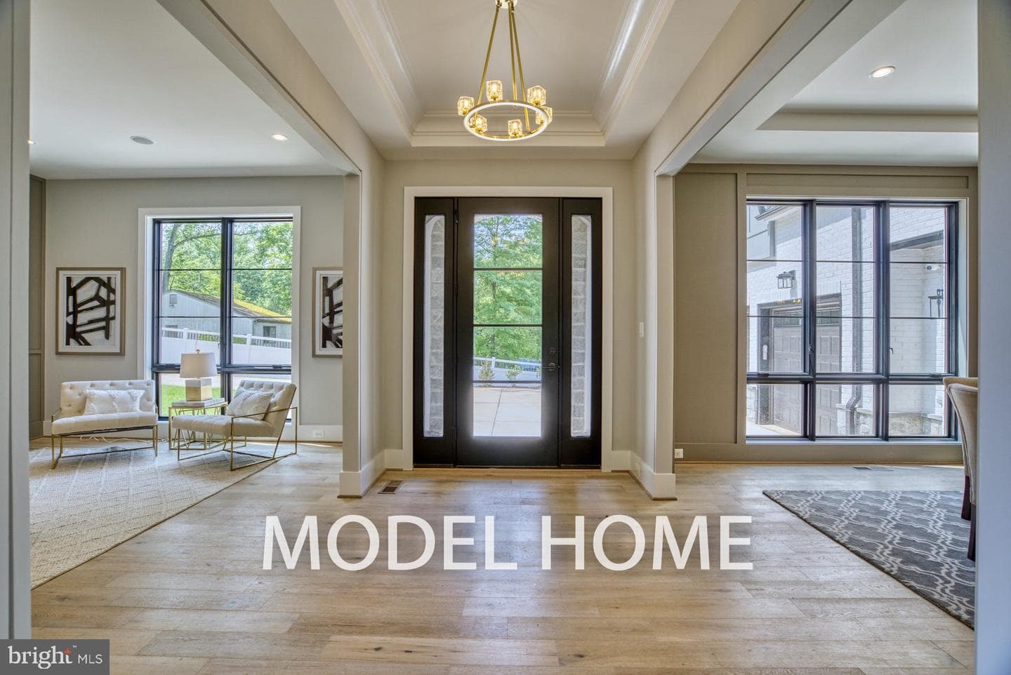 2418 N Ottawa Street photo 4