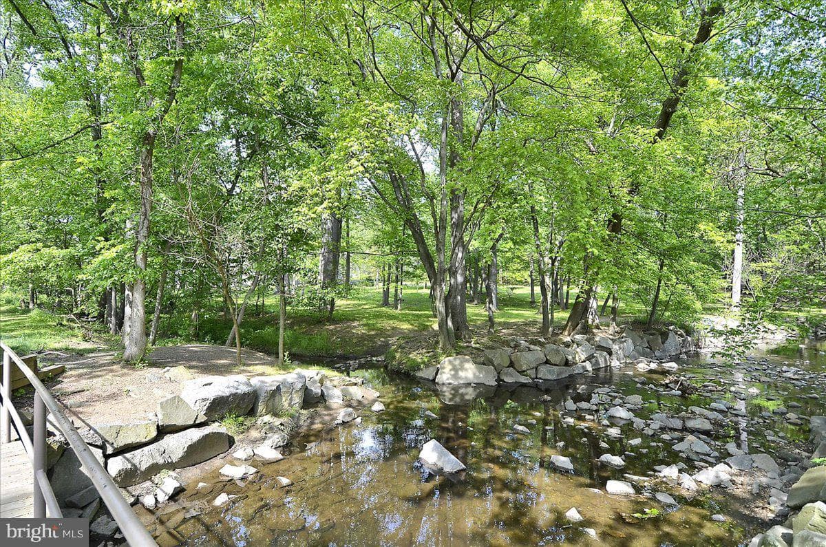 5725 6th Street N photo 41