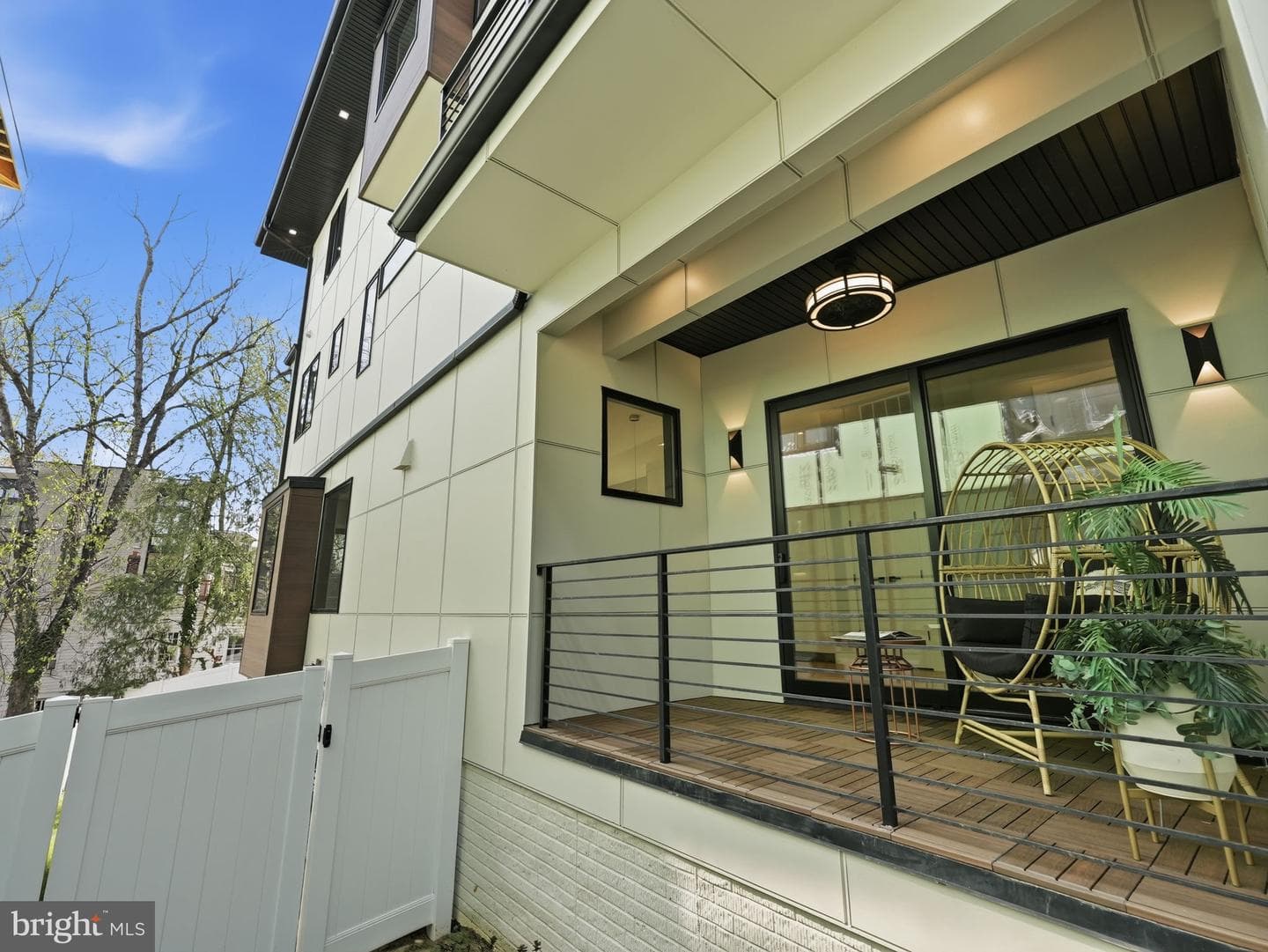 2211 Military Road photo 103