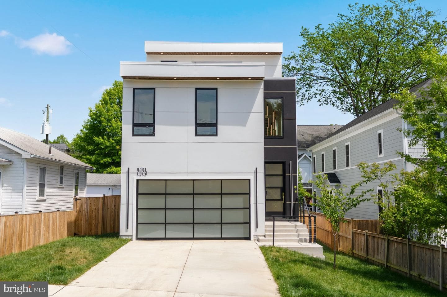 2025 N Emerson Street, Arlington