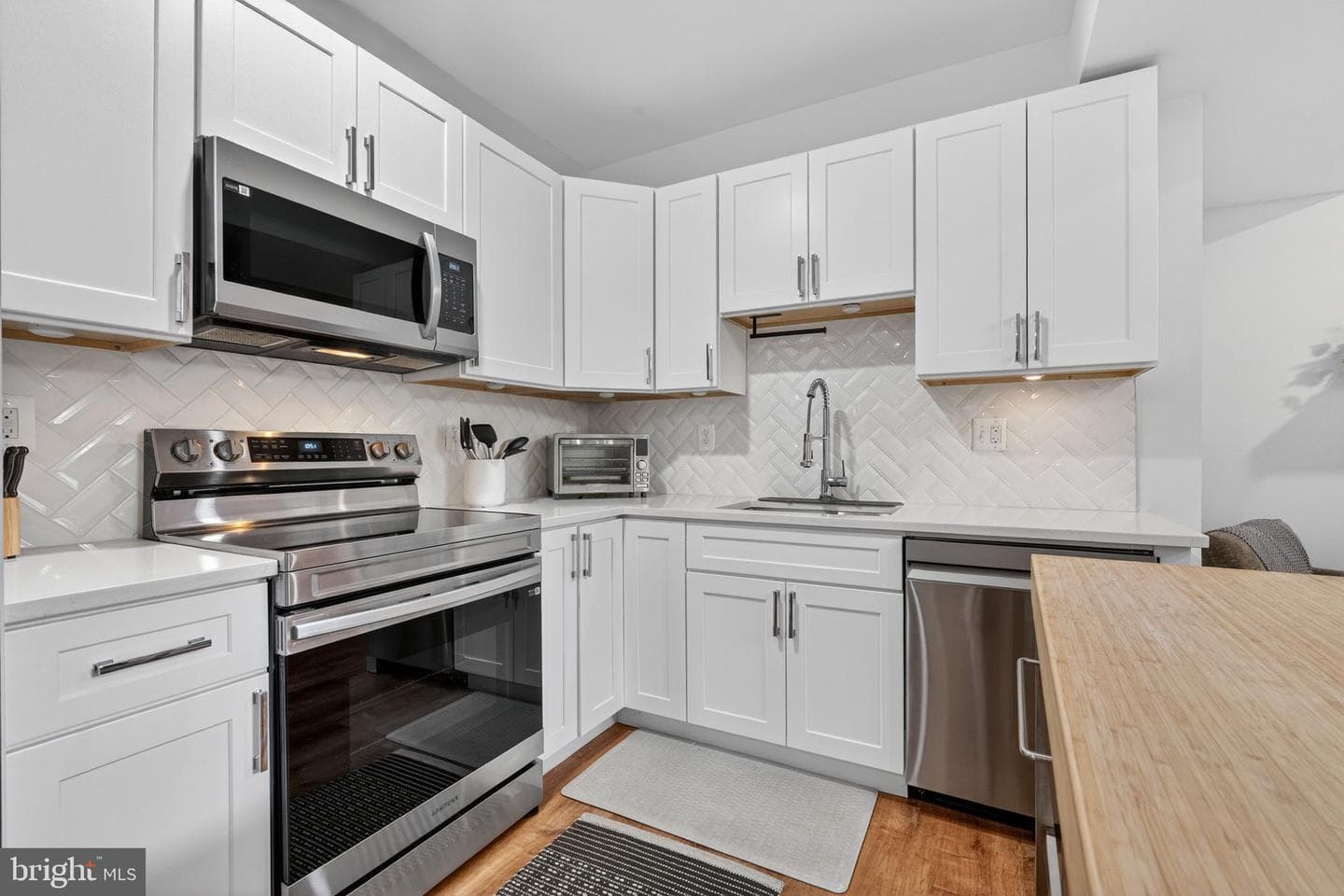 1417 S Nelson Street photo 40