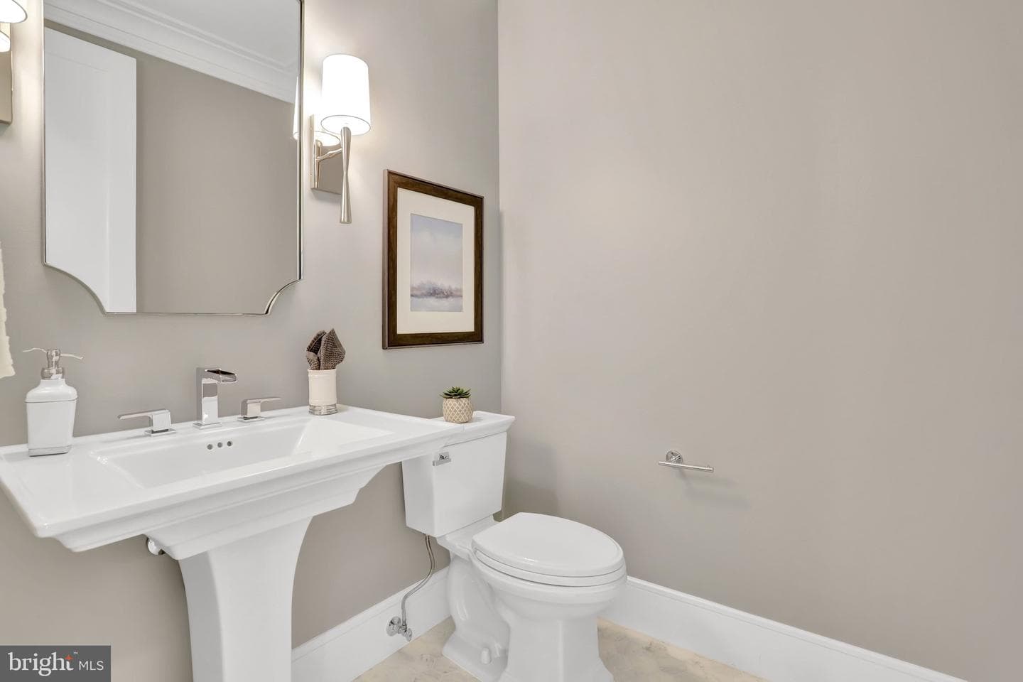 501 N Jefferson Street photo 20