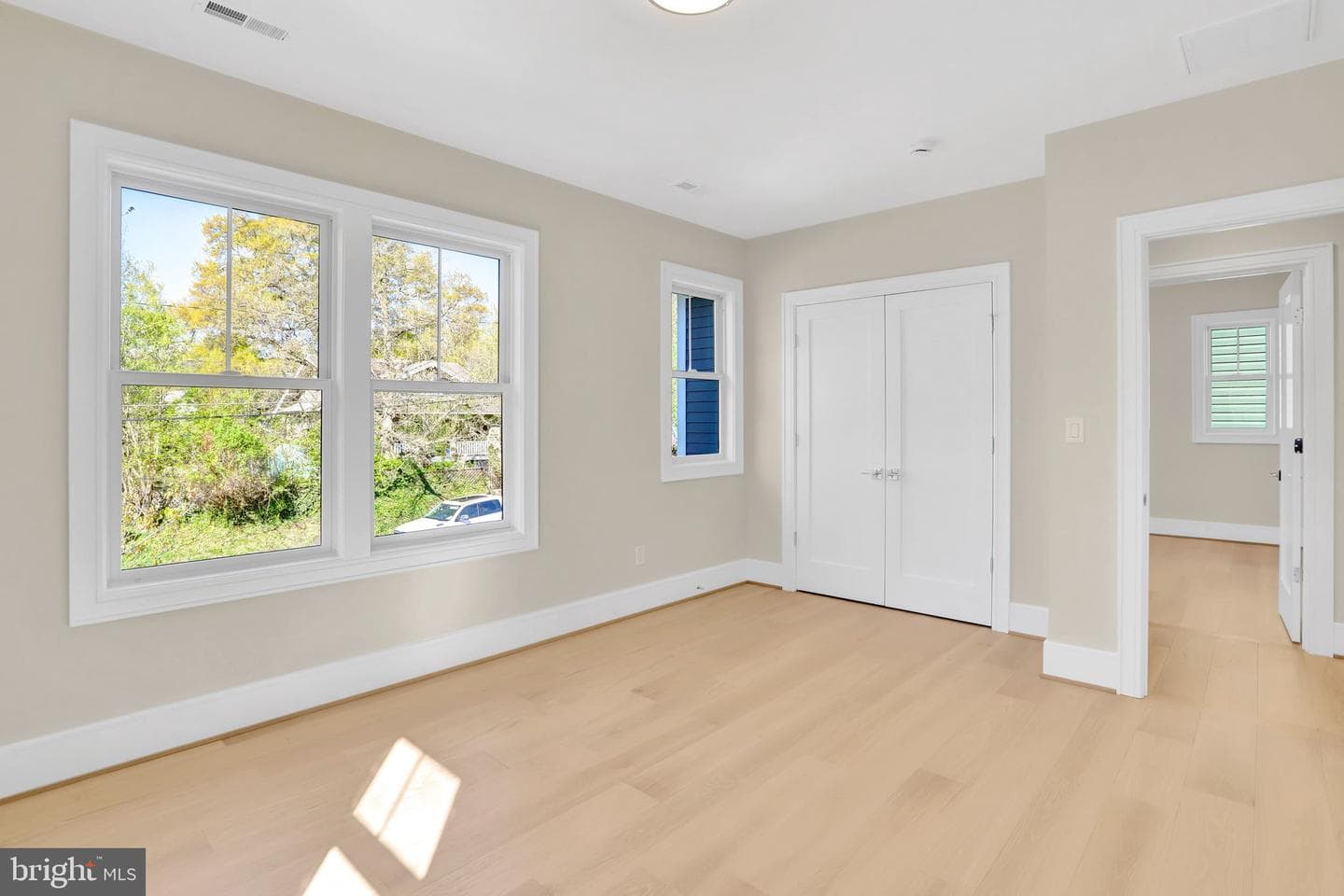 501 N Jefferson Street photo 46
