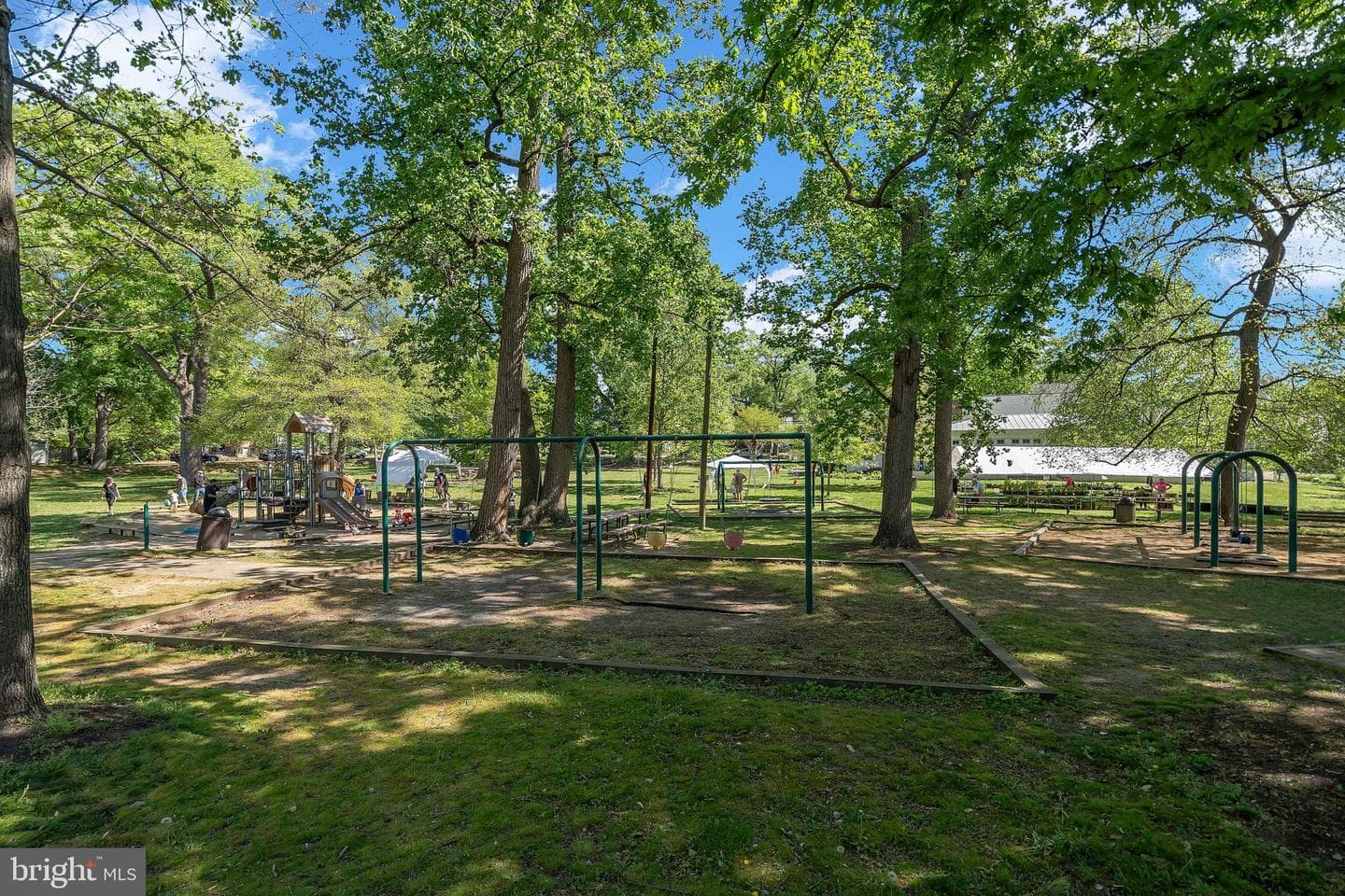 422 N Edgewood Street photo 50