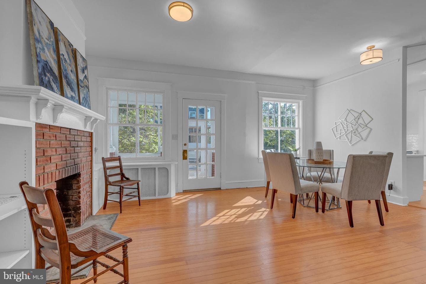 422 N Edgewood Street photo 8