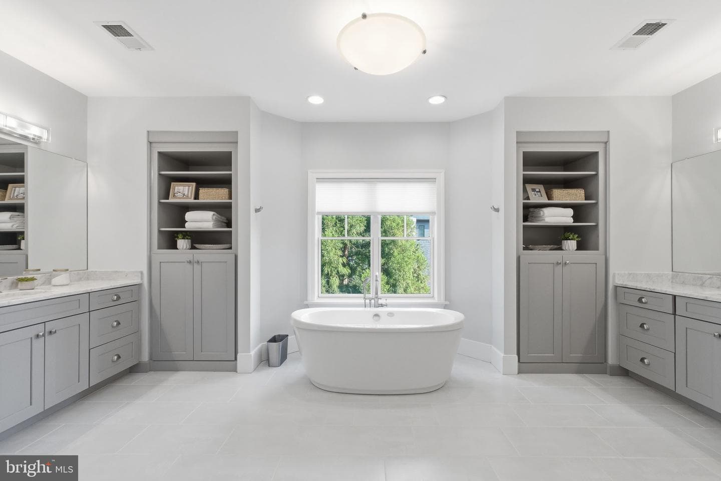 2907 N Kensington Street photo 34