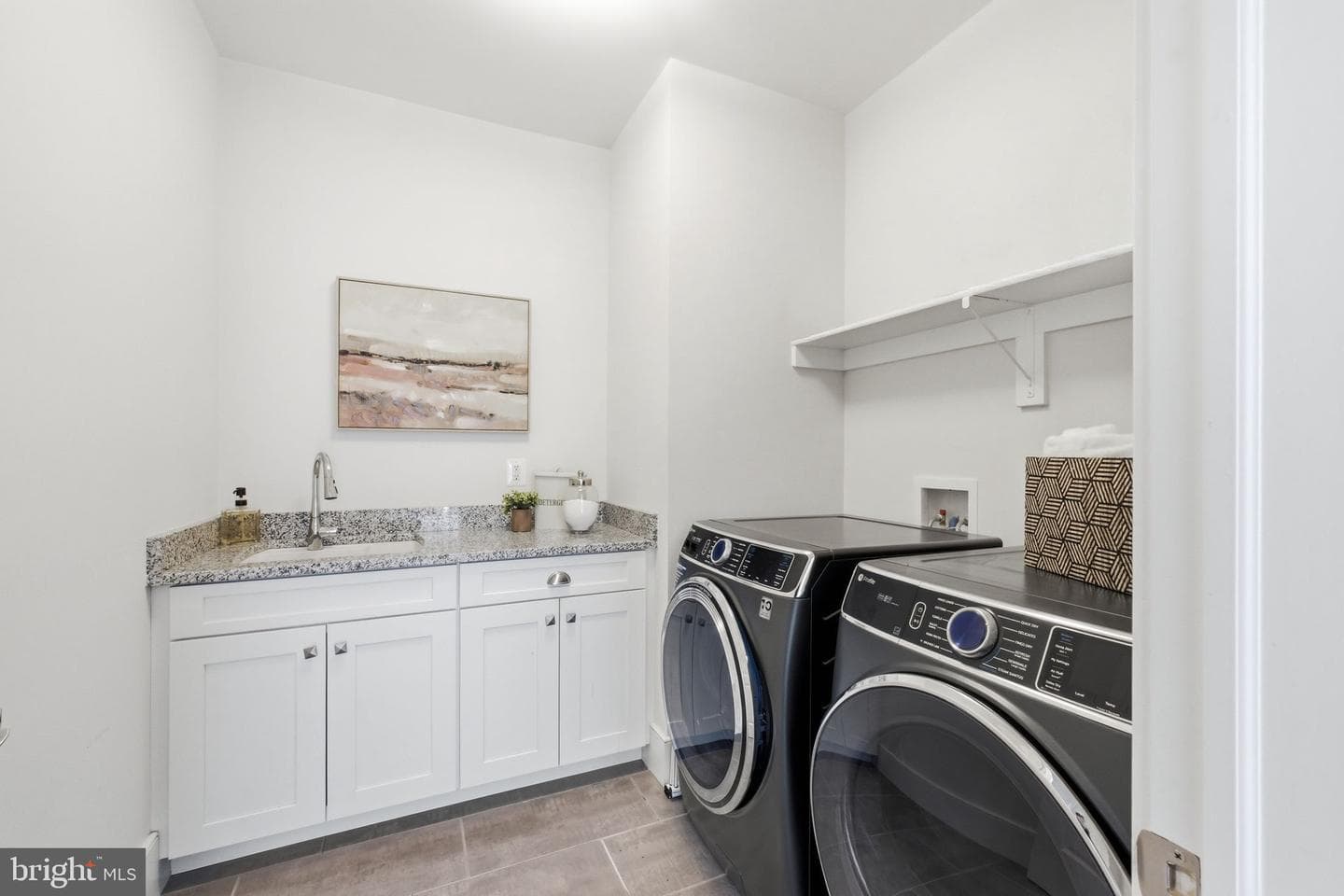 2907 N Kensington Street photo 46
