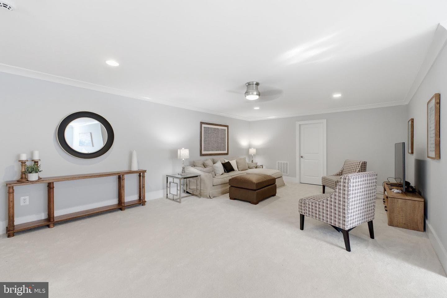 2907 N Kensington Street photo 48