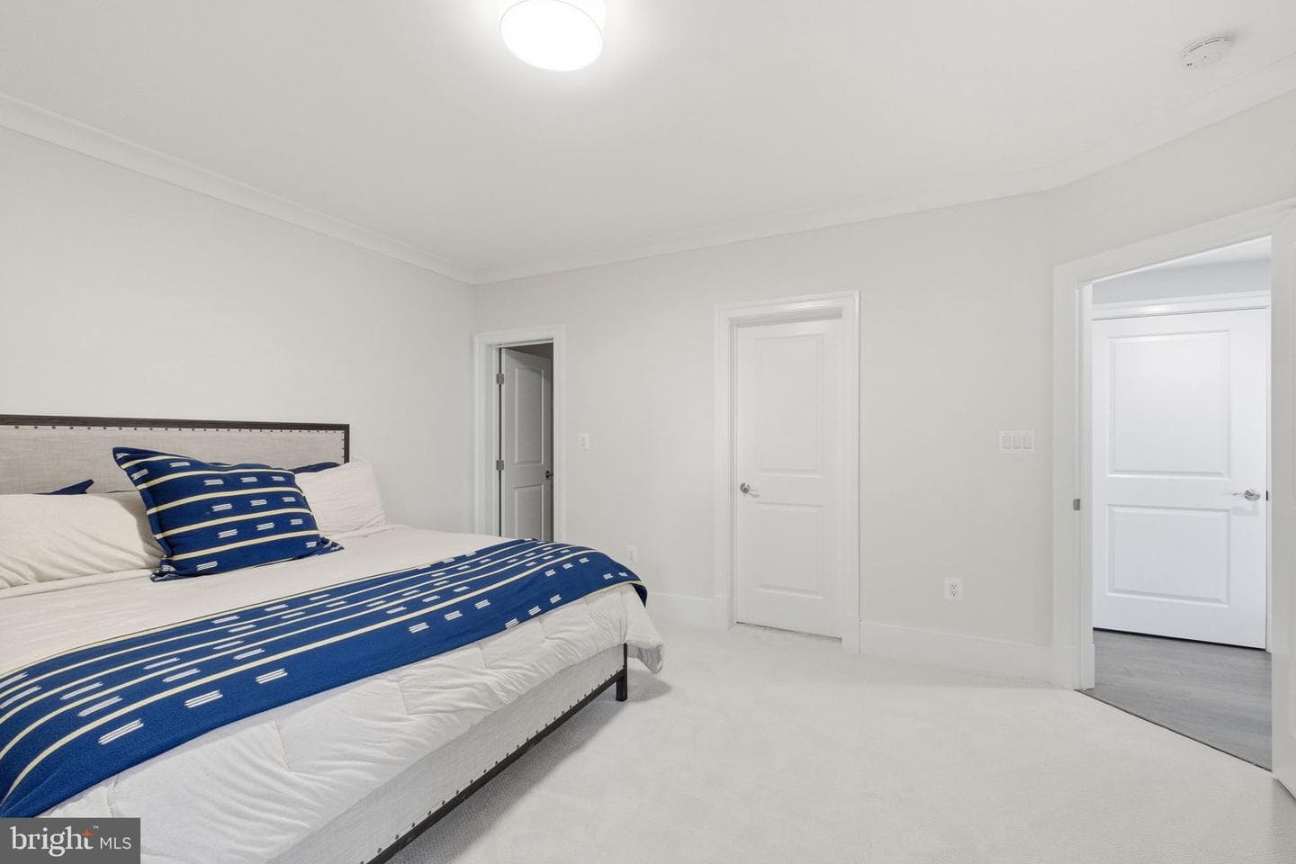 2907 N Kensington Street photo 59