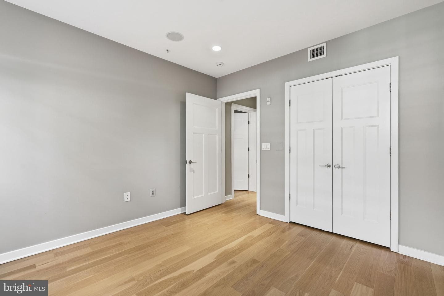 1610 N Queen Street #241 photo 29