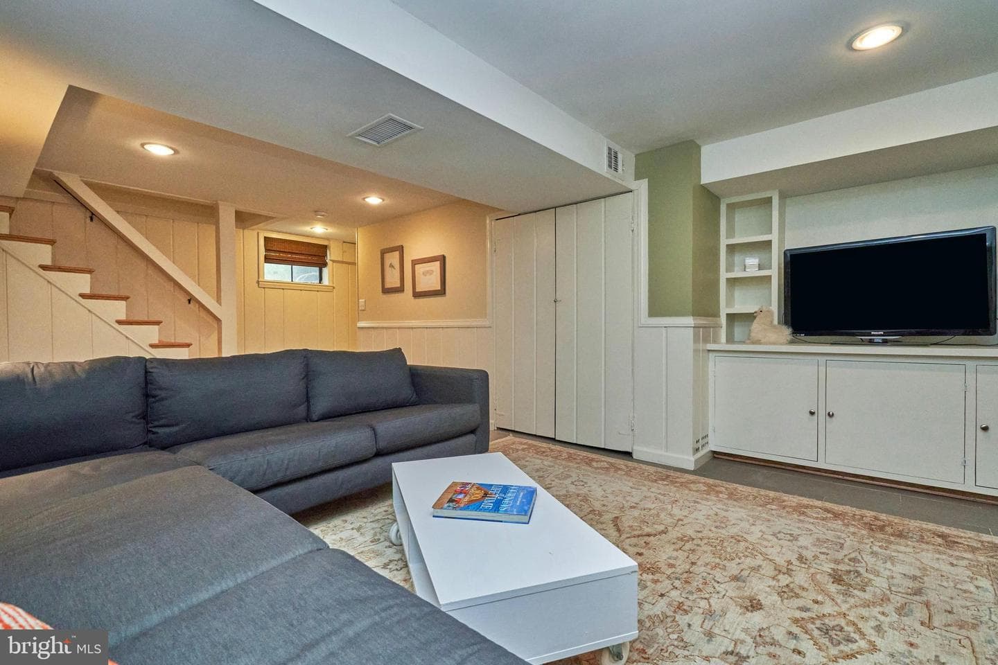 15 N Irving Street photo 19