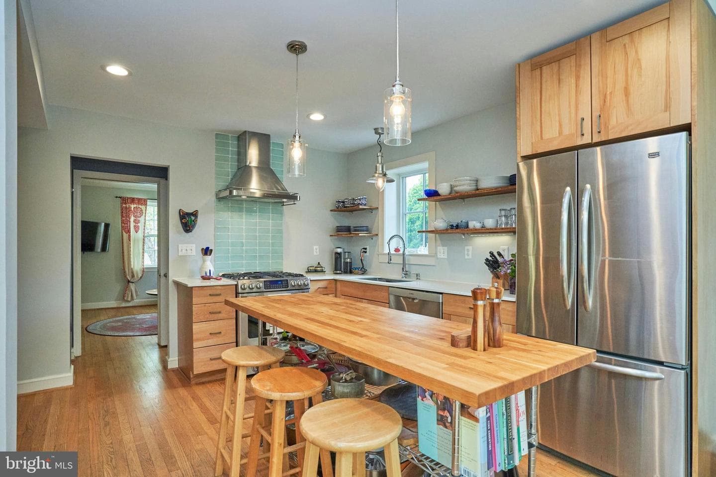 15 N Irving Street photo 5