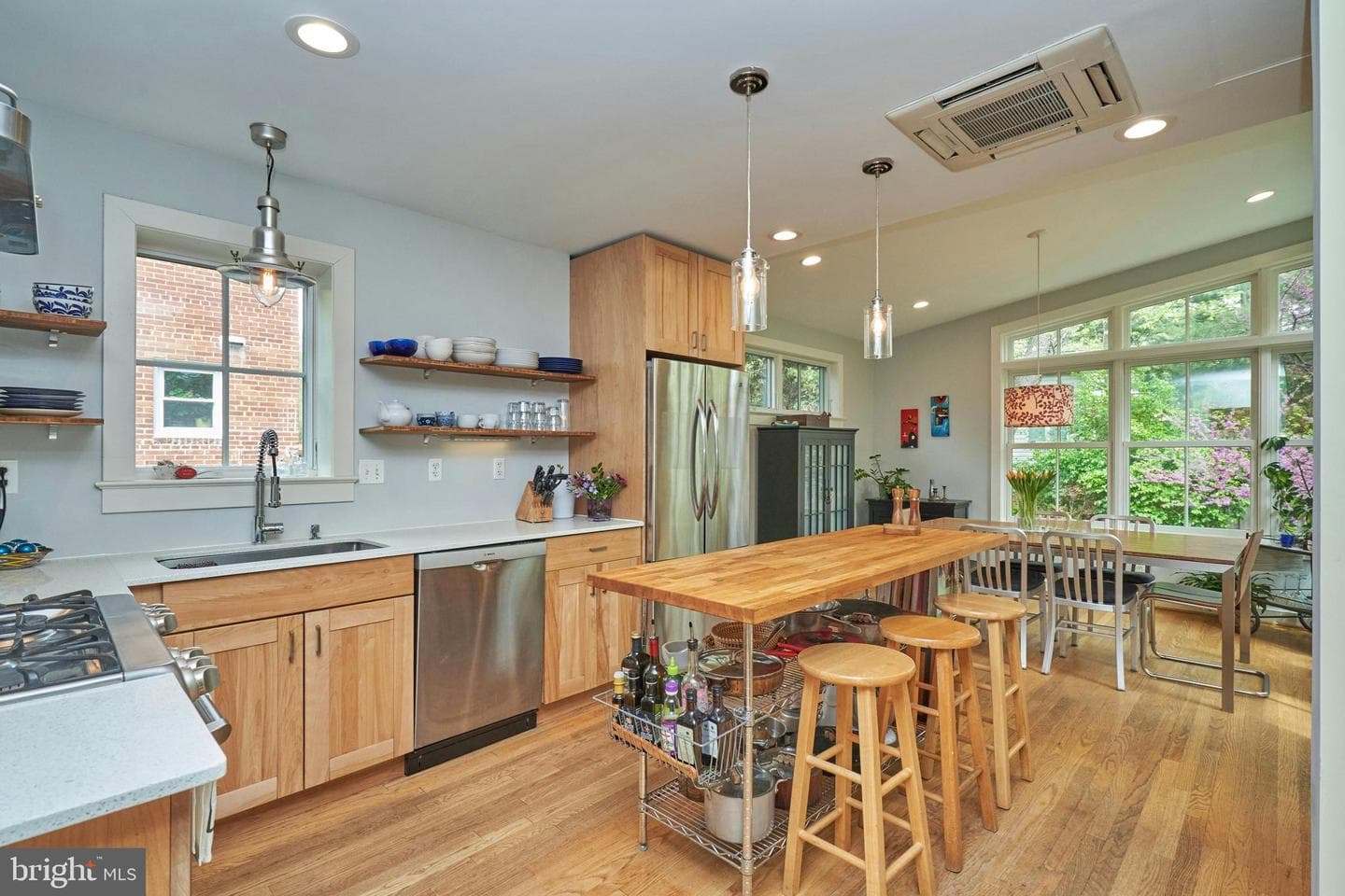 15 N Irving Street photo 7
