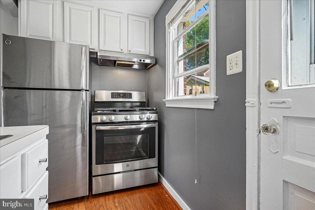 5856 14th Street N photo 15