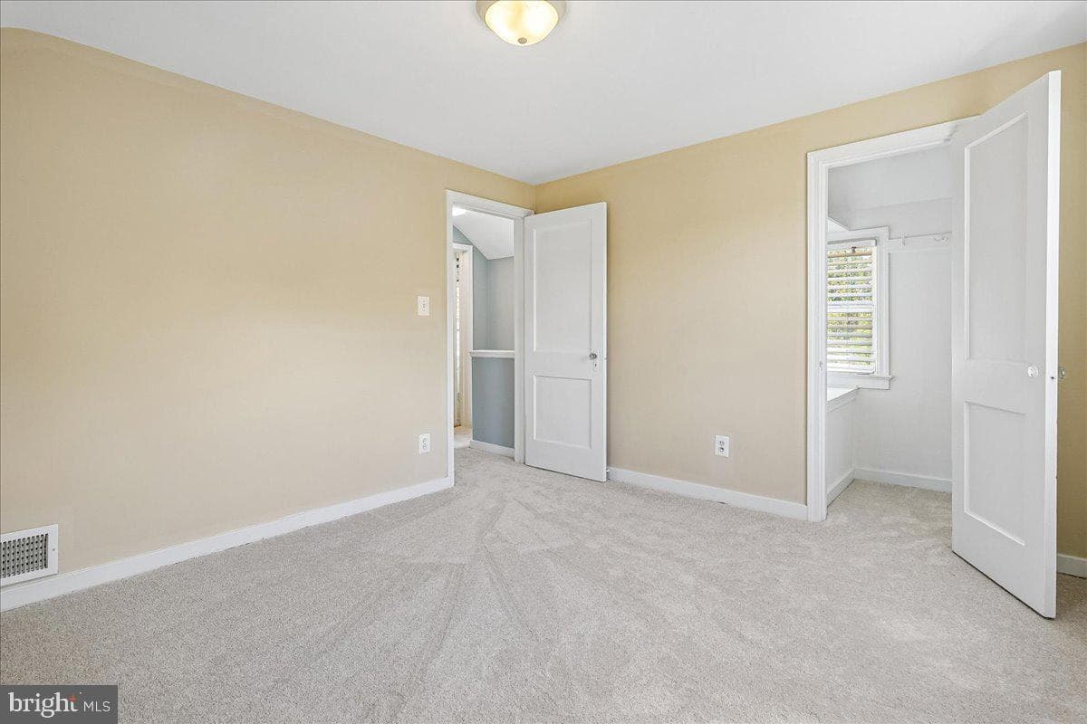 5856 14th Street N photo 19