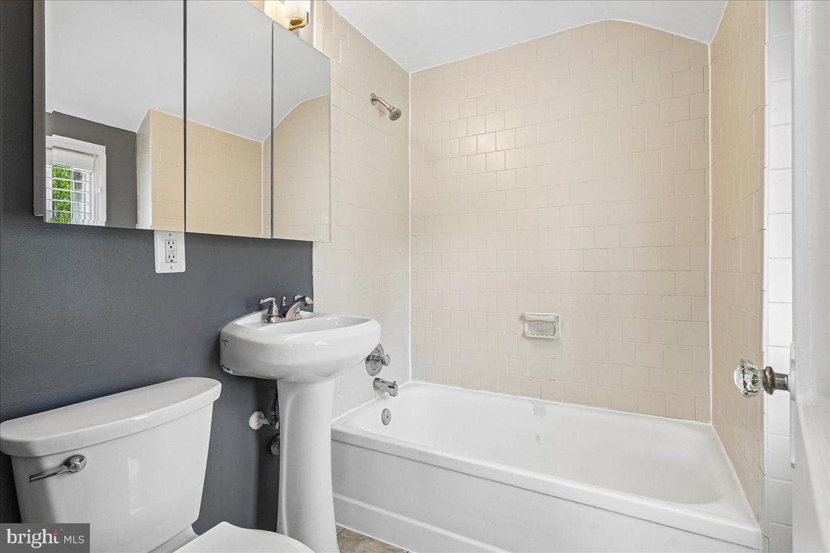 5856 14th Street N photo 29