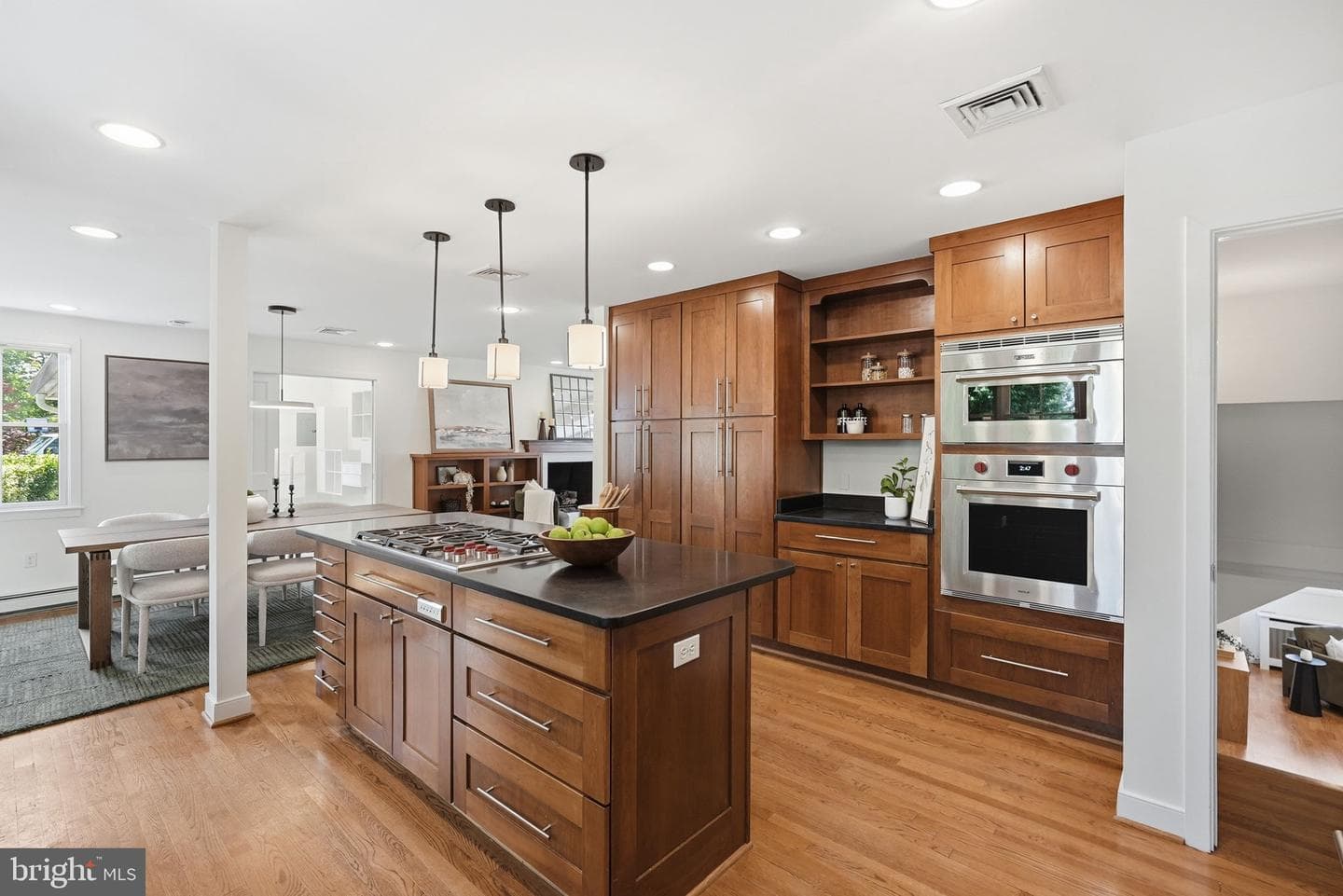 3605 N Upland Street photo 4