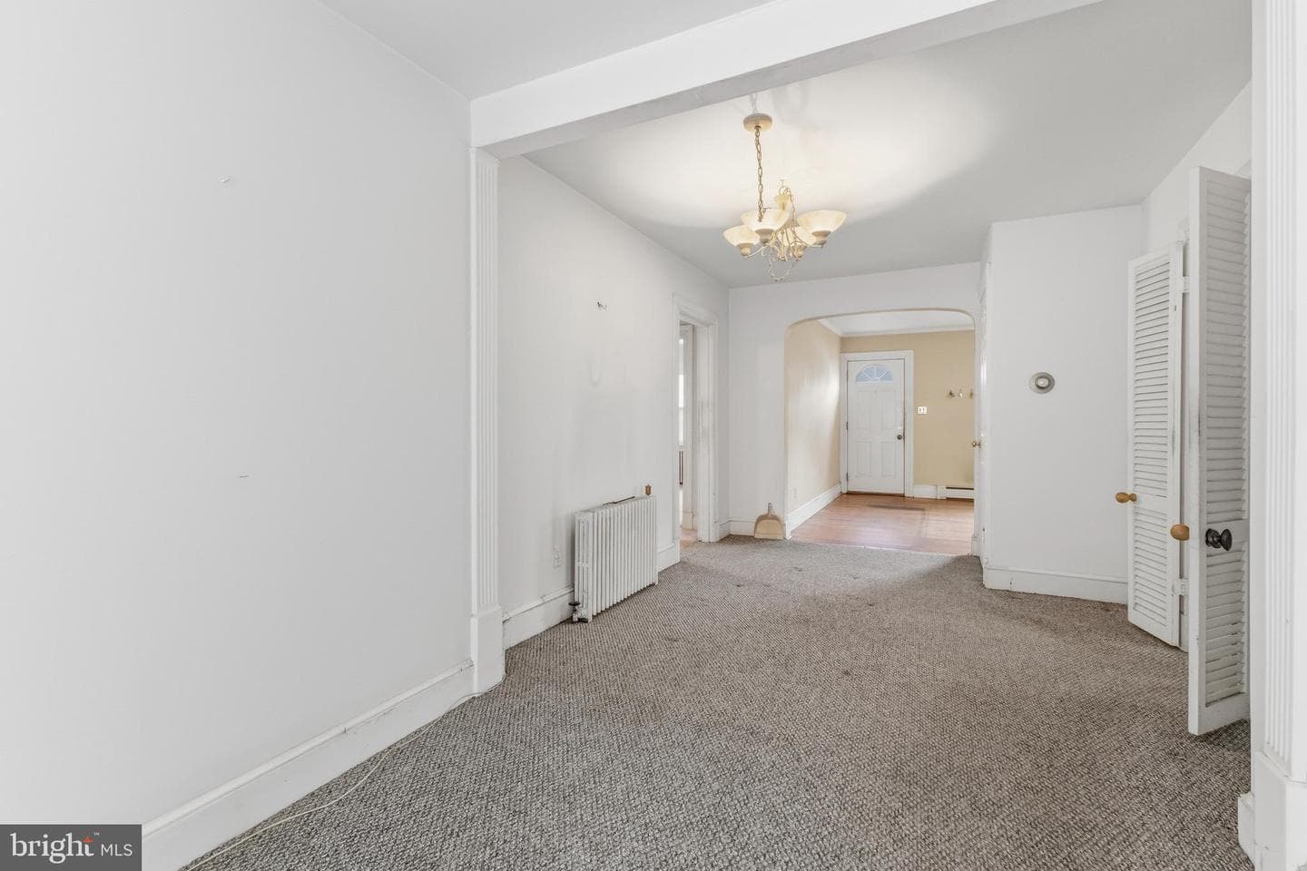 629 S Adams Street photo 8