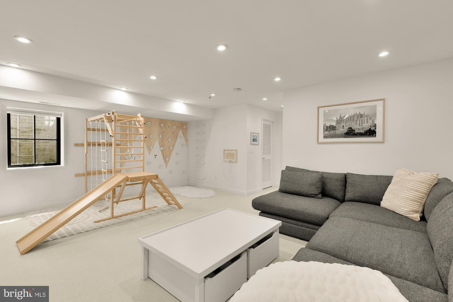 3935 6th Street S photo 23