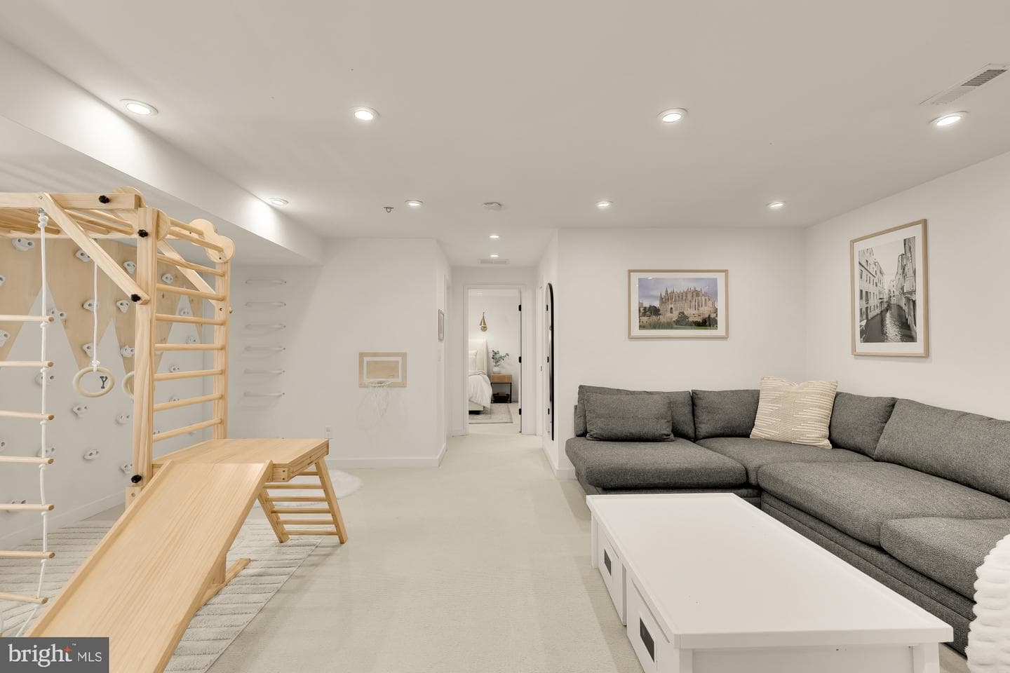 3935 6th Street S photo 24