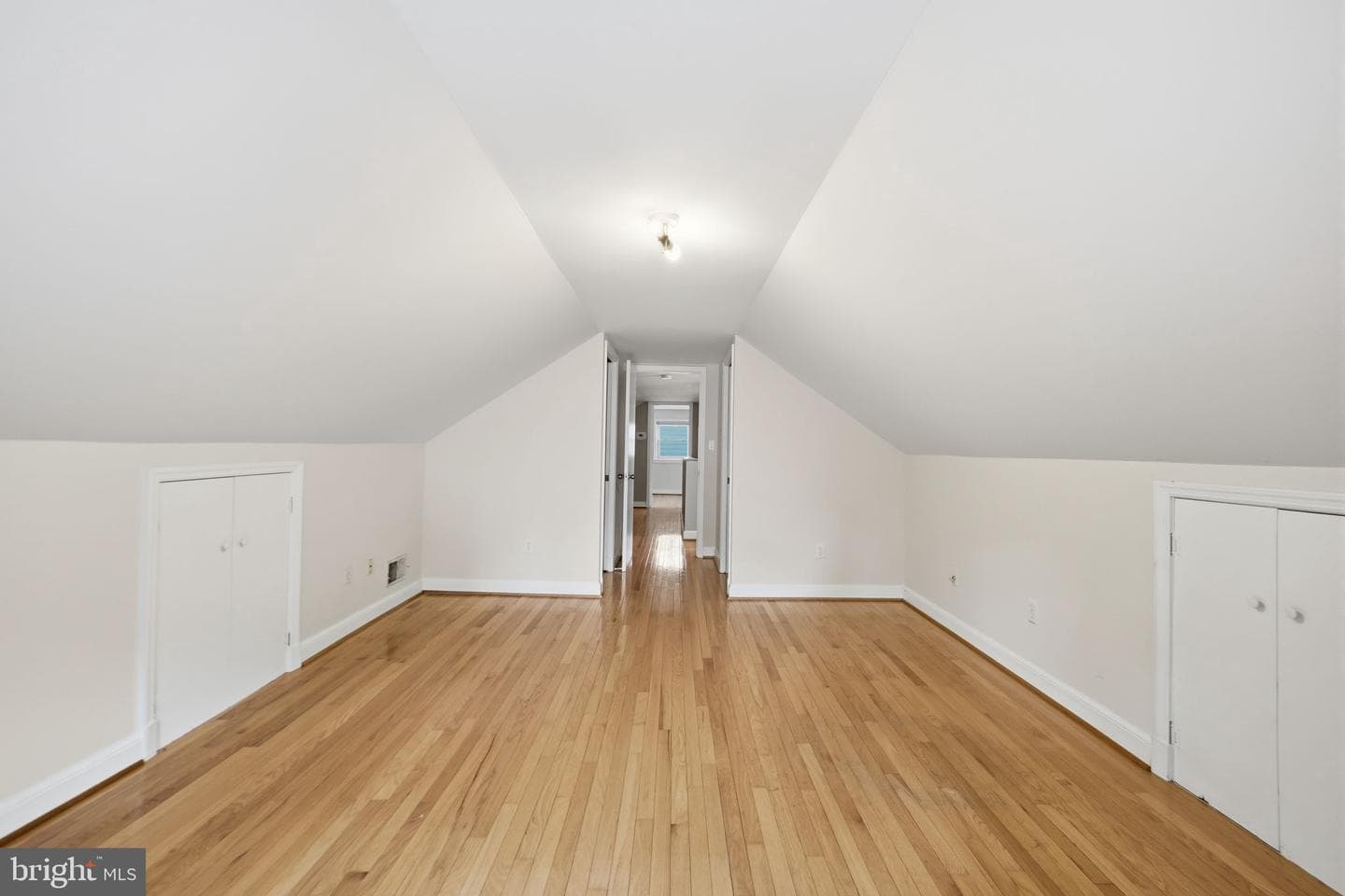 2351 N Vermont Street N photo 25