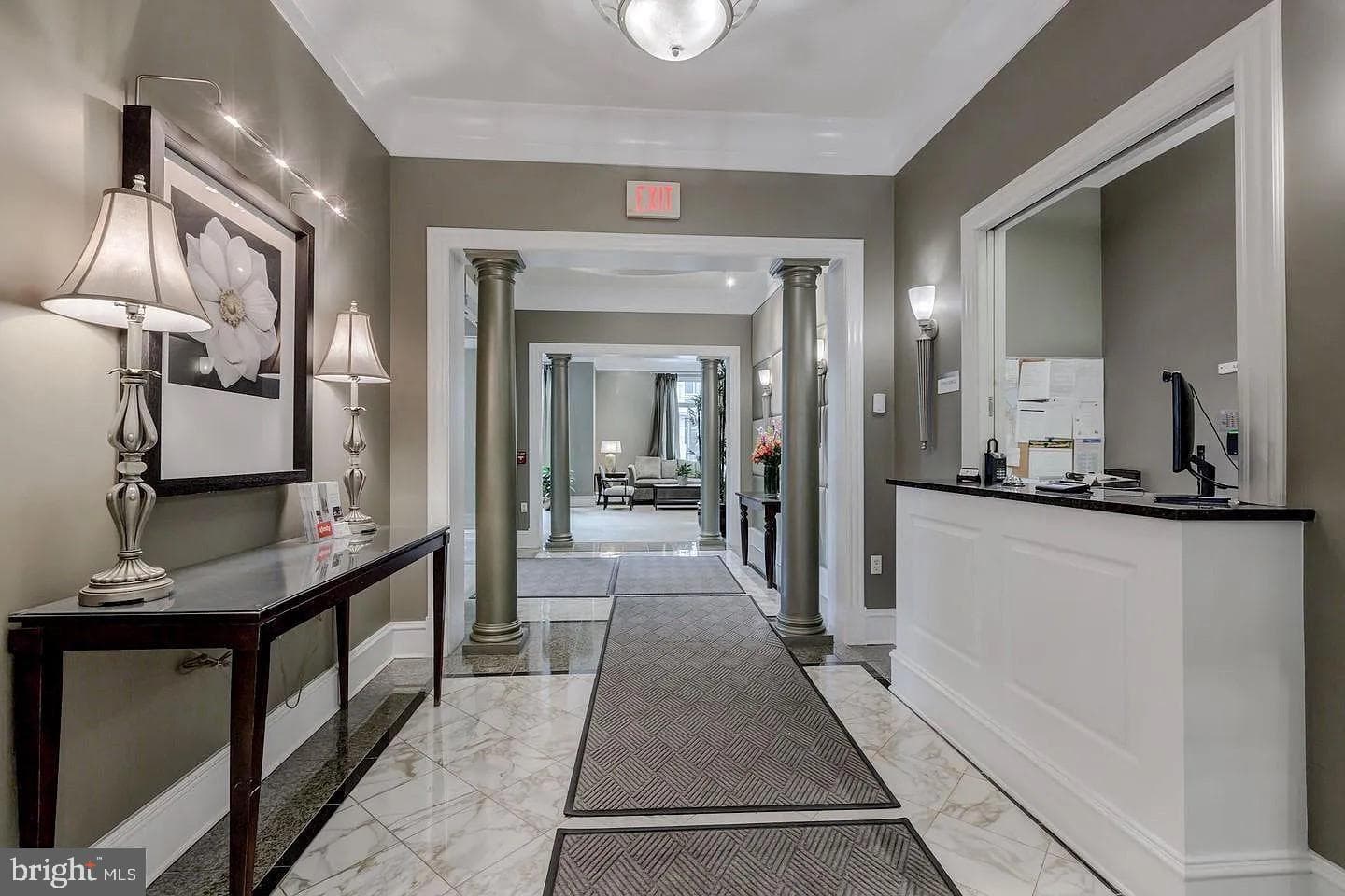 851 N Glebe Road #1818 photo 13
