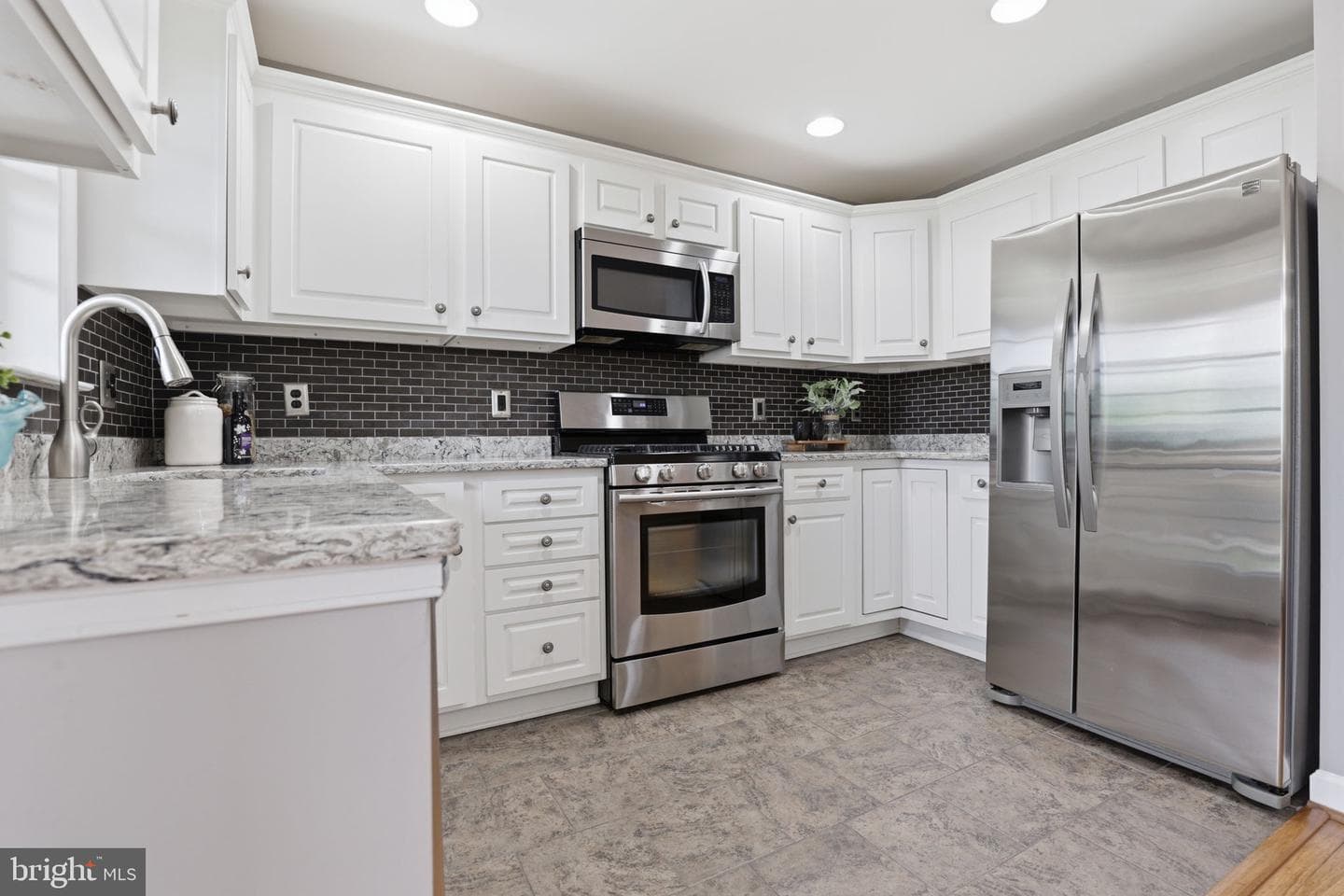 6924 Fairfax Drive #230 photo 16