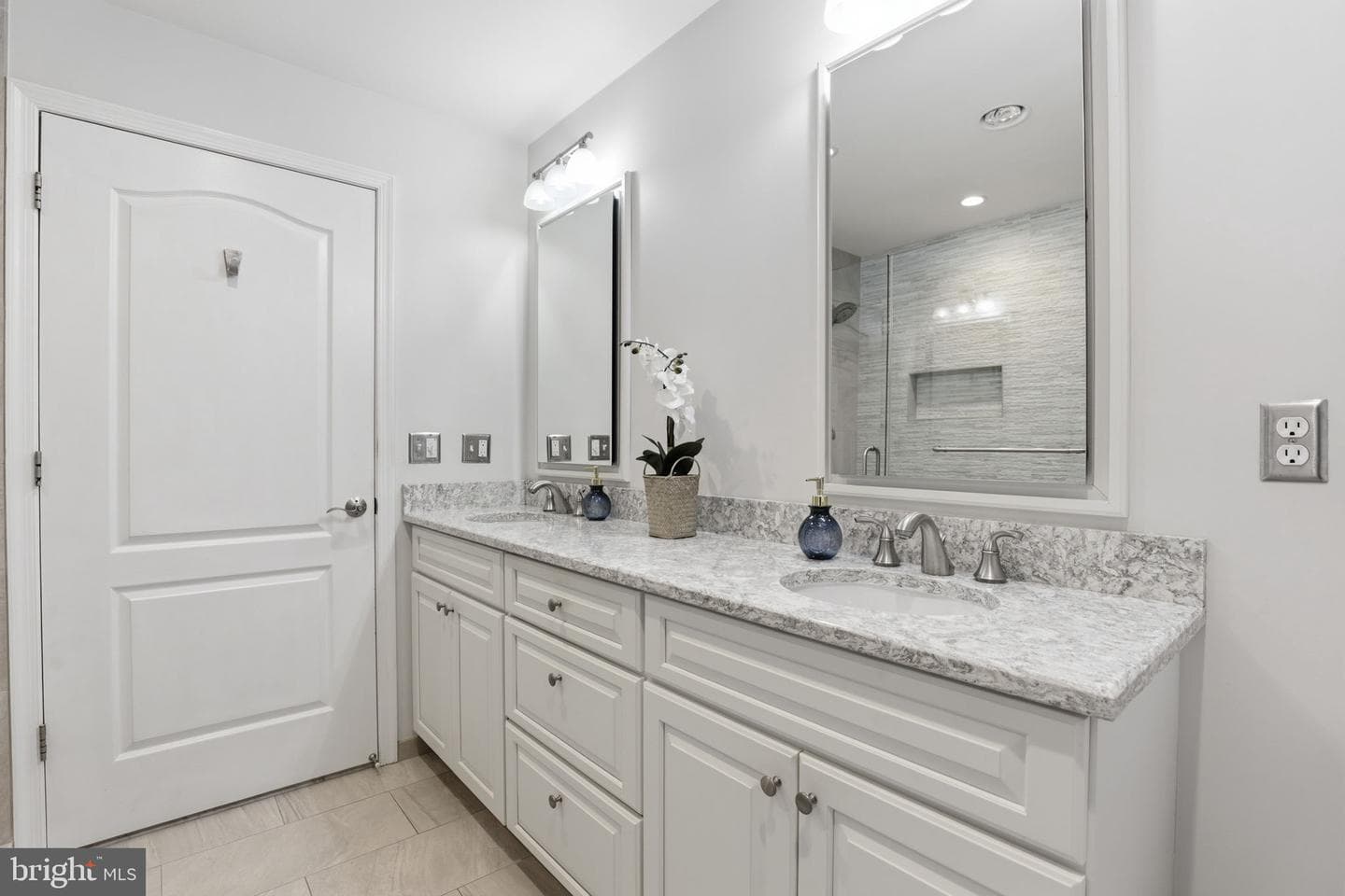 6924 Fairfax Drive #230 photo 22