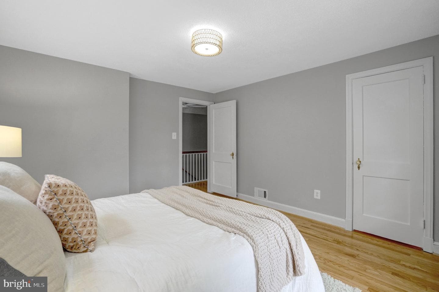 1032 N Montana Street photo 34